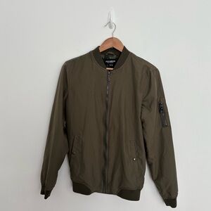 Pull&Bear Mens Bomber Jacket Small Olive Green Lightweight Ribbed Collar Casual